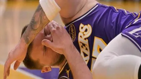 “中足联理事长李克敏成都论道，开启中西商务新篇章”